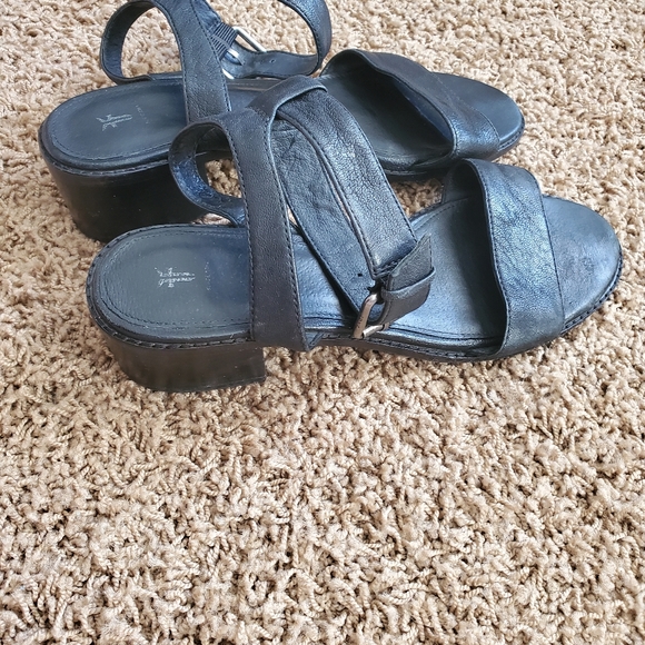 Frye Cindy ankle strap sandals. Size 10. - Picture 9 of 14